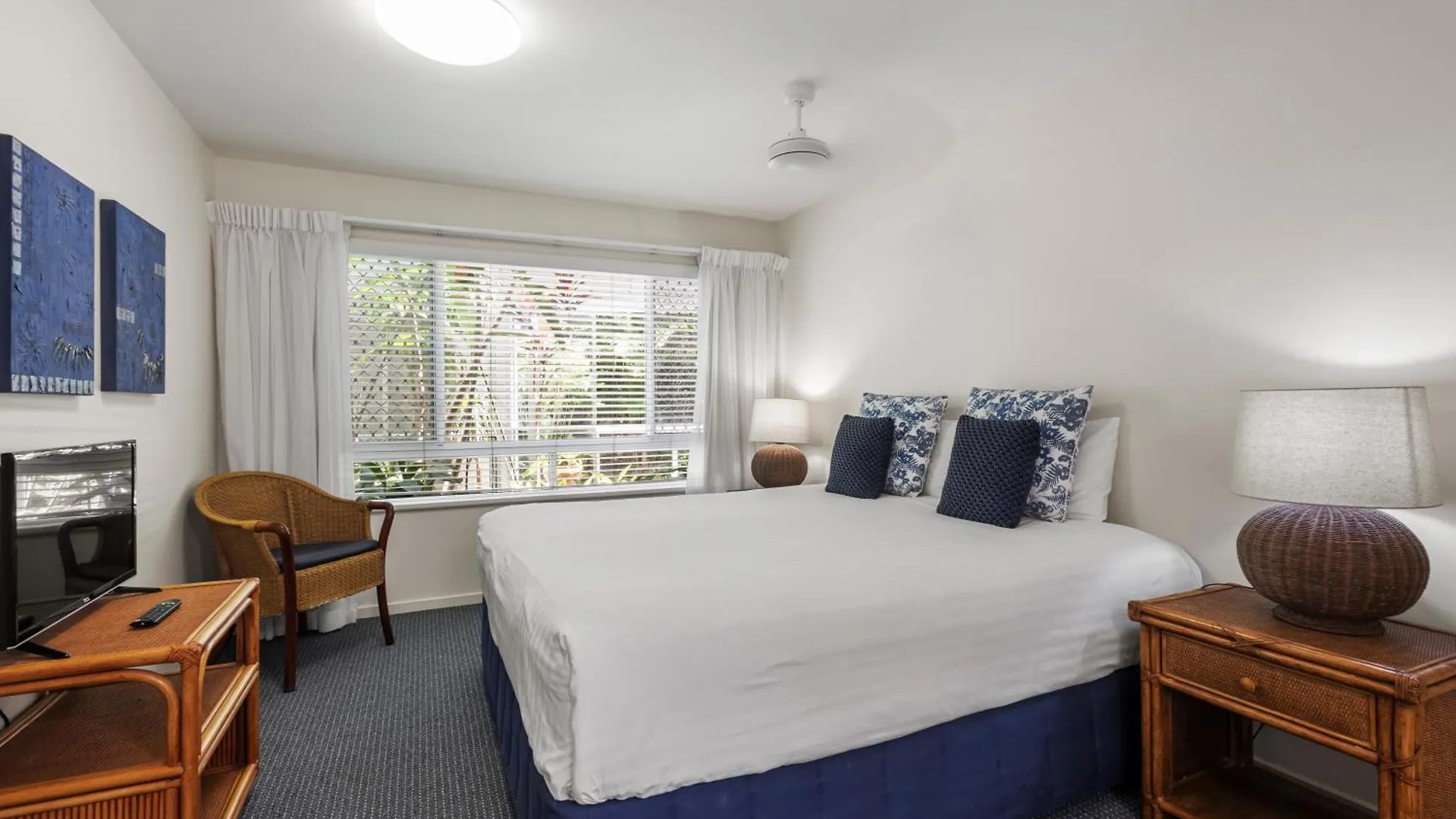 ****  Sunshine Vista Aparthotel Sunshine Beach Australia